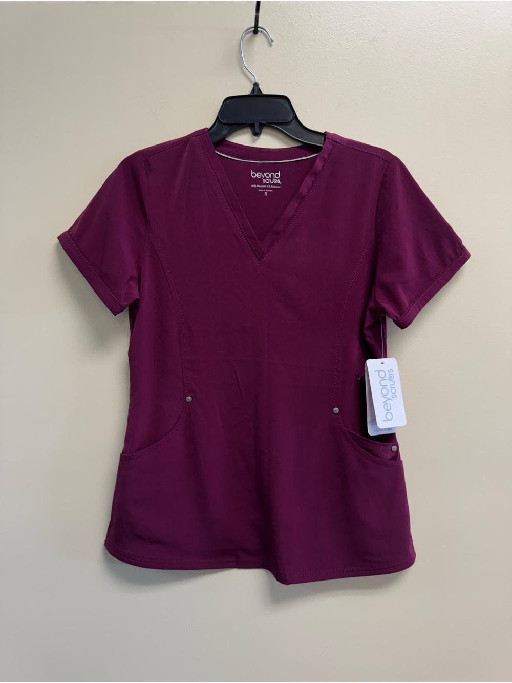 Beyond Scrubs Women's V-Neck Short Sleeve Top in Wine